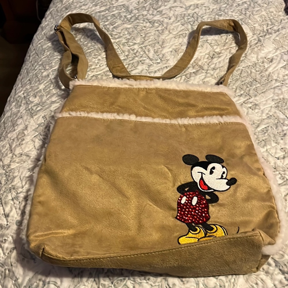 Disney purse NWOT